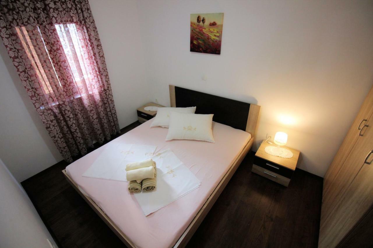Apartmani Irena Novi Vinodolski Exterior foto