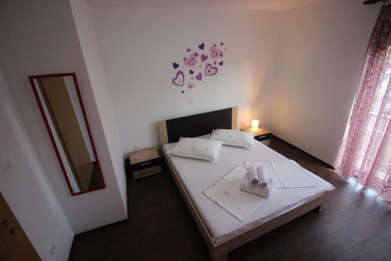 Apartmani Irena Novi Vinodolski Exterior foto