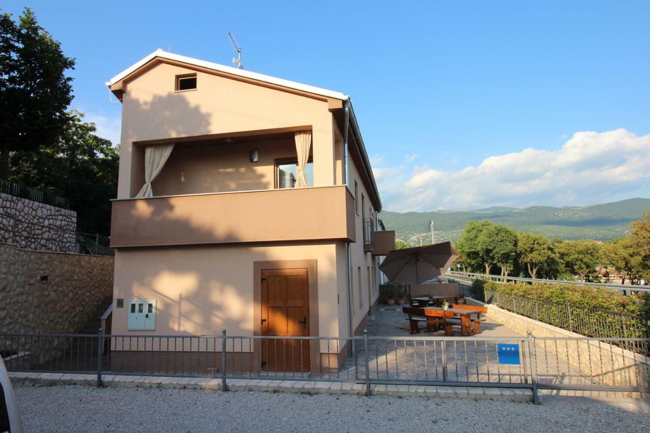 Apartmani Irena Novi Vinodolski Exterior foto